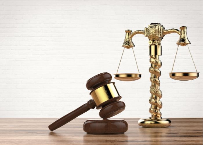 Season’s Greetings & Our Holiday Office Hours 